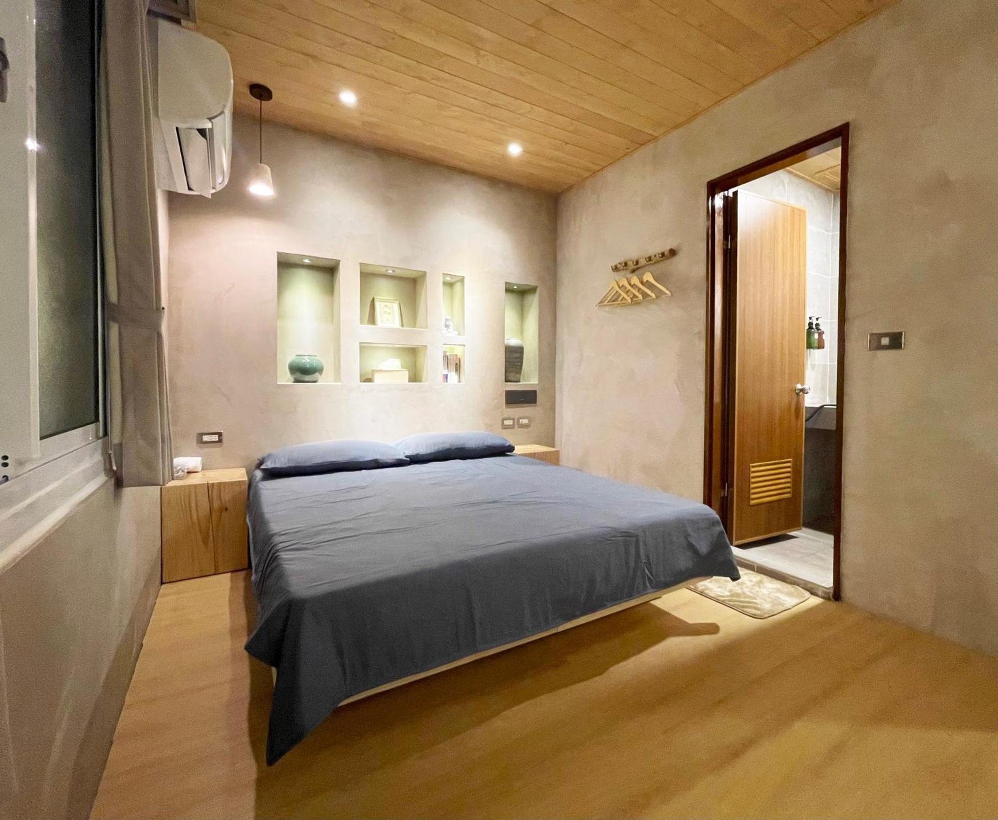 Apartamento 醒覺旅人-訂房後需聯繫轉帳 Tainan Exterior foto