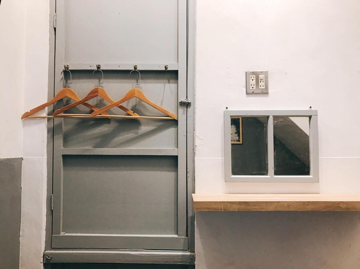 Apartamento 醒覺旅人-訂房後需聯繫轉帳 Tainan Exterior foto